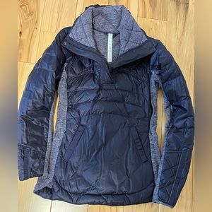 Lululemon size 4 Funnel Neck